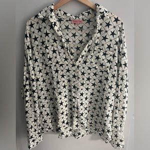 VERGE GIRL Oversized Star Print Button up